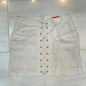 Akira White Skirt (bodycon)